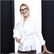 a todos que quieren aprender sobre colores y estilo personal